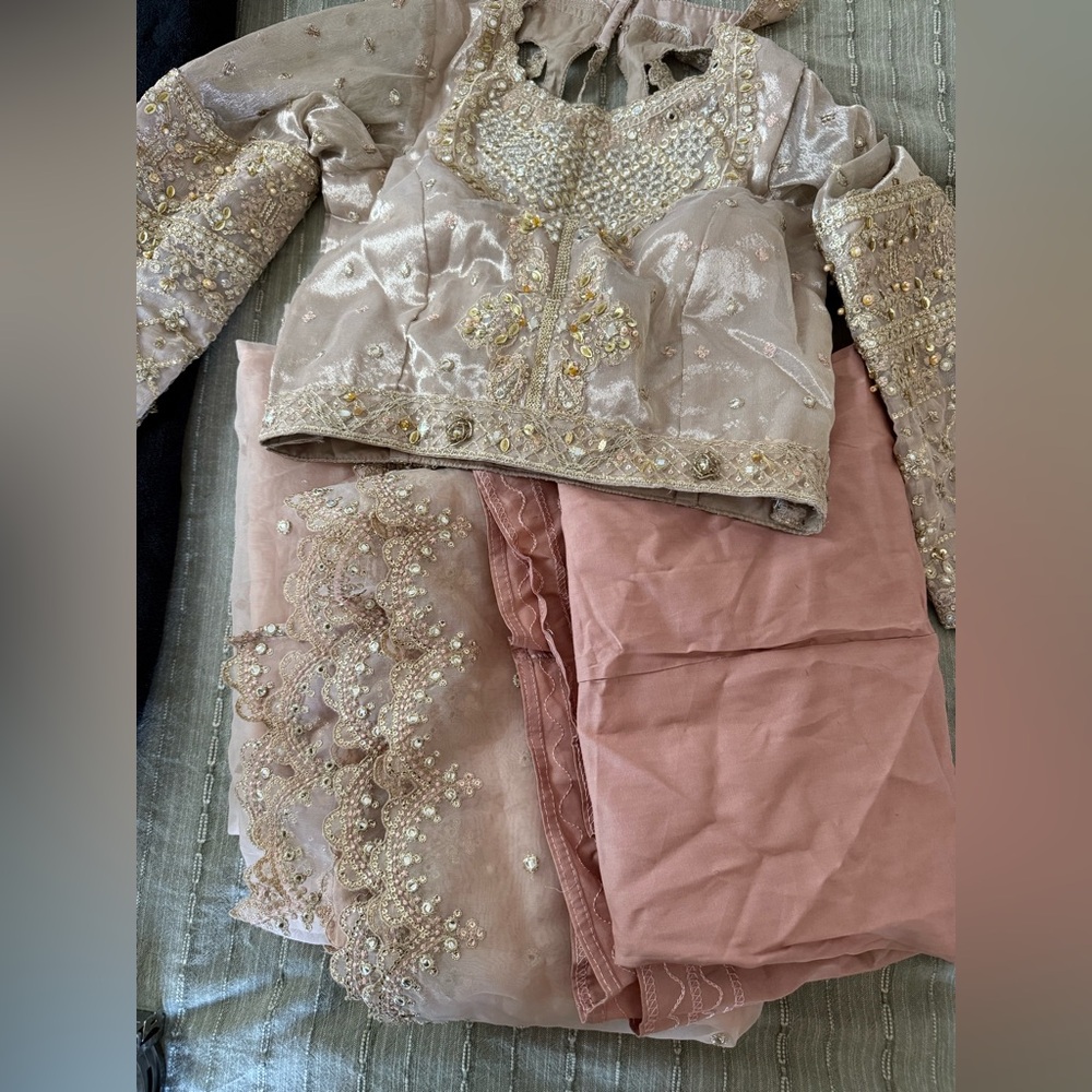 NWOT - House of Huda Saree by Heer Ranjha REENA - Picture 16 of 16